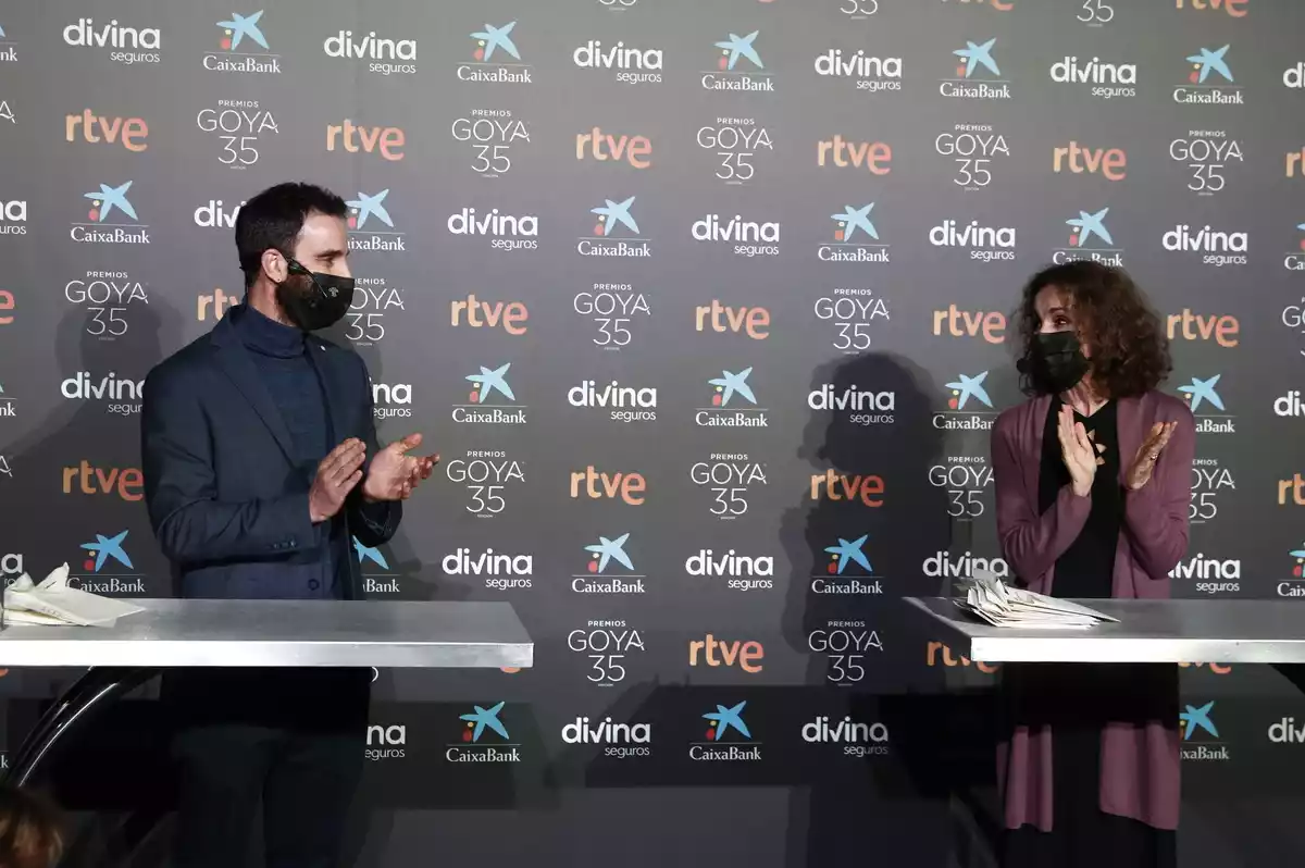 Dani Rovira y Ana Belén anunciando los nominados a los Premios Goya 2021